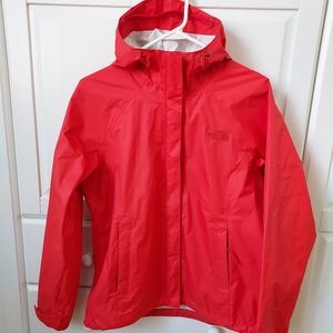 North Face Venture 2 Jacket in Horizon Red